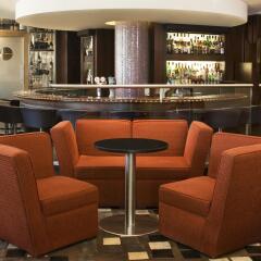 Sheraton Poznan Hotel гостиничный бар