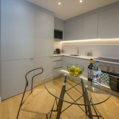 Апартаменты Designer Apartment in one of Lisbon's Trendiest Quarters в номере