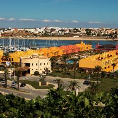 Отель Tivoli Marina Portimao Португалия, Портимао - 1 отзыв об отеле, цены и фото номеров - забронировать отель Tivoli Marina Portimao онлайн пляж фото 2
