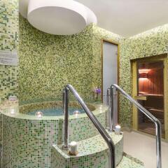 Отель Ramada Jumeirah Hotel ОАЭ, Дубай - 2 отзыва об отеле, цены и фото номеров - забронировать отель Ramada Jumeirah Hotel онлайн бассейн