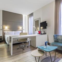 Отель NH Milano Touring 4* Люкс с различными типами кроватей фото 16