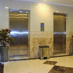 Naif view Hotel By Gemstones бассейн