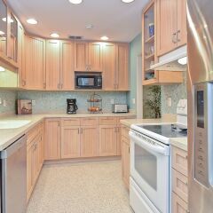 Отель Lido Beach Home 4 Bedrooms 4 Bathrooms Home в номере