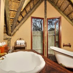 Deception Valley Lodge in Maun, Botswana from 1326$, photos, reviews - zenhotels.com bathroom