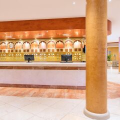 Отель Iberostar Playa Gaviotas - All Inclusive Испания, Джандия-Бич - отзывы, цены и фото номеров - забронировать отель Iberostar Playa Gaviotas - All Inclusive онлайн интерьер отеля фото 3