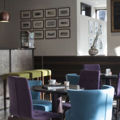 Отель Antwerp Inn гостиничный бар