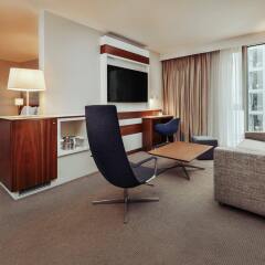 Отель DoubleTree by Hilton Hotel London - Tower of London Великобритания, Лондон - отзывы, цены и фото номеров - забронировать отель DoubleTree by Hilton Hotel London - Tower of London онлайн комната для гостей фото 3