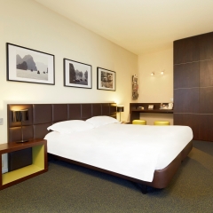Hotel Kyriad Orly Aéroport Athis Mons комната для гостей