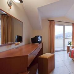 Larissa Blue Hotel комната для гостей