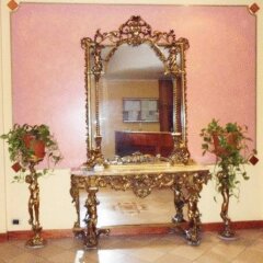 Отель York интерьер отеля