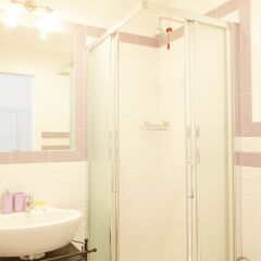 Отель Colosseo Friendly Suite & Rooms Рим ванная фото 2