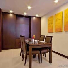 Отель Grand Asoke Residence Sukhumvit Бангкок в номере фото 2