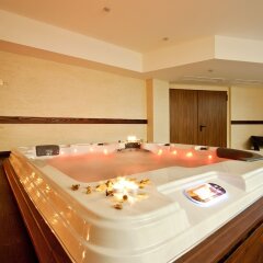 Earth and People Hotel & Spa София бассейн фото 2