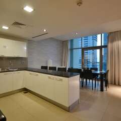 Отель Vacation bay Liberty House Tower Дубай в номере
