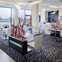 Отель Holiday Inn Prague Airport Чехия, Прага - 3 отзыва об отеле, цены и фото номеров - забронировать отель Holiday Inn Prague Airport онлайн развлечения