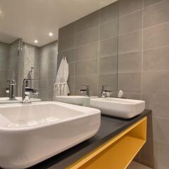 Отель Timhotel Opéra Blanche Fontaine ванная фото 2