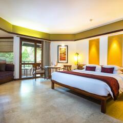 Отель Grand Hyatt Bali 5* Номер категории Премиум с двуспальной кроватью