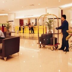Отель Berjaya Times Square Hotel, Kuala Lumpur Малайзия, Куала-Лумпур - 1 отзыв об отеле, цены и фото номеров - забронировать отель Berjaya Times Square Hotel, Kuala Lumpur онлайн фитнесс-зал фото 2