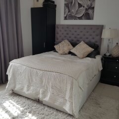 Отель Bnbme - Burj Residence 7 Дубай комната для гостей
