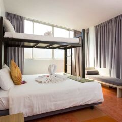 On Hotel Phuket Пхукет комната для гостей фото 3