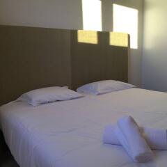Sant Jordi Hostel Lisbon комната для гостей фото 3