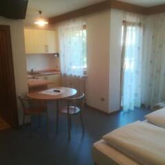 Отель Pension Dolomitenblick Лана в номере фото 2