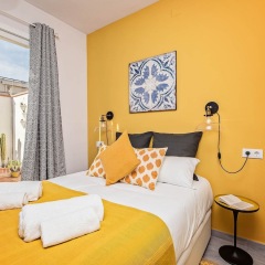 Отель Sweet Inn Apartment - Gracia Deluxe Испания, Барселона - отзывы, цены и фото номеров - забронировать отель Sweet Inn Apartment - Gracia Deluxe онлайн вид на фасад
