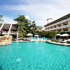 Отель Thara Patong Beach Resort & Spa Таиланд, Пхукет - 7 отзывов об отеле, цены и фото номеров - забронировать отель Thara Patong Beach Resort & Spa онлайн бассейн фото 2