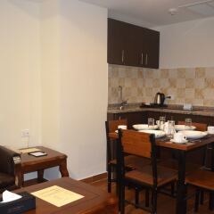 Tilal Almadina Hotel & Suites в номере