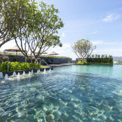 Отель Ramada Plaza by Wyndham Chao Fah Phuket бассейн фото 2