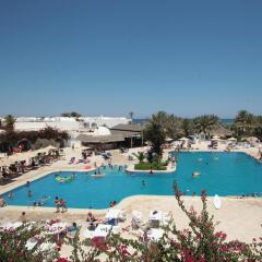 Отель Seabel Rym Beach Djerba Тунис, Мидун - отзывы, цены и фото номеров - забронировать отель Seabel Rym Beach Djerba онлайн бассейн