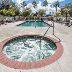 Отель Baymont Inn and Suites Fort Myers бассейн фото 3