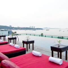 Sea Me Spring Too Hotel бассейн