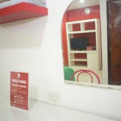 Отель Zen Rooms Mahajak Residence Бангкок сейф в номере