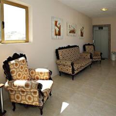 Отель Reno's Restaurant & Guesthouse спа