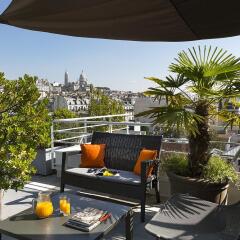 Отель Citadines Montmartre Paris балкон