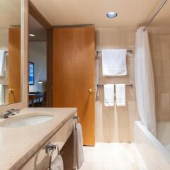 Отель Metropolitan Hotel Vancouver Канада, Ванкувер - отзывы, цены и фото номеров - забронировать отель Metropolitan Hotel Vancouver онлайн ванная