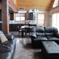 Отель Whisper Creek Lodge комната для гостей