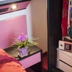Hotel Levante сейф в номере