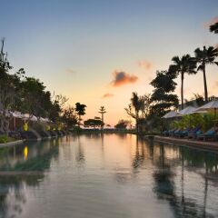 Hotel Indigo Bali Seminyak Beach фото 3