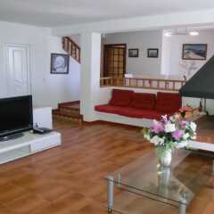 Отель Villa In Blanes - 104828 By Mo Rentals Бланес комната для гостей фото 3