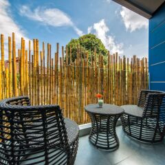 Отель Clover Patong Phuket Таиланд, Карон-Бич - отзывы, цены и фото номеров - забронировать отель Clover Patong Phuket онлайн балкон