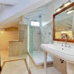 Отель Spanish Steps Terrace Penthouse ванная фото 2