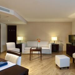 Radisson Blu Badischer Hof Hotel 4* Номер Бизнес с различными типами кроватей фото 7