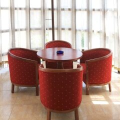 Отель Family Hotel Flora Болгария, Несебр - отзывы, цены и фото номеров - забронировать отель Family Hotel Flora онлайн интерьер отеля