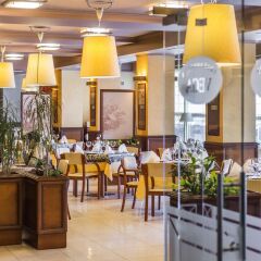 Отель Business Hotel Vega Wroclaw Польша, Вроцлав - отзывы, цены и фото номеров - забронировать отель Business Hotel Vega Wroclaw онлайн питание фото 2