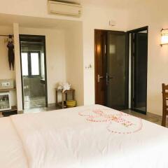 Ruby Hotel Hoi An сейф в номере
