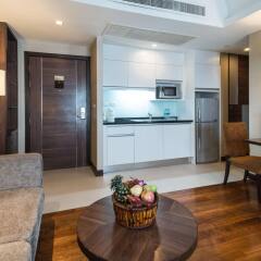 Отель Legacy Suites Sukhumvit by Compass Hospitality Таиланд, Бангкок - 2 отзыва об отеле, цены и фото номеров - забронировать отель Legacy Suites Sukhumvit by Compass Hospitality онлайн в номере
