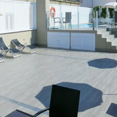Hotel Ganivet бассейн