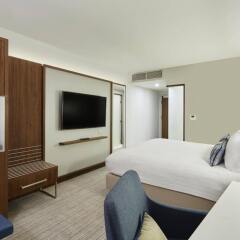 Отель Courtyard by Marriott Luton Airport комната для гостей фото 3